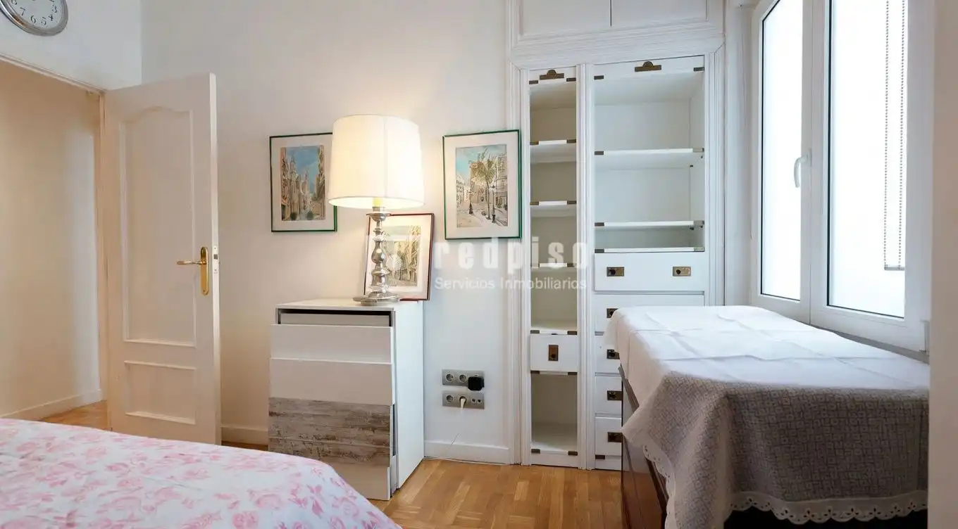 Habitación de Piso en venta en Madrid con Aire acondicionado, Calefacción y Trastero
