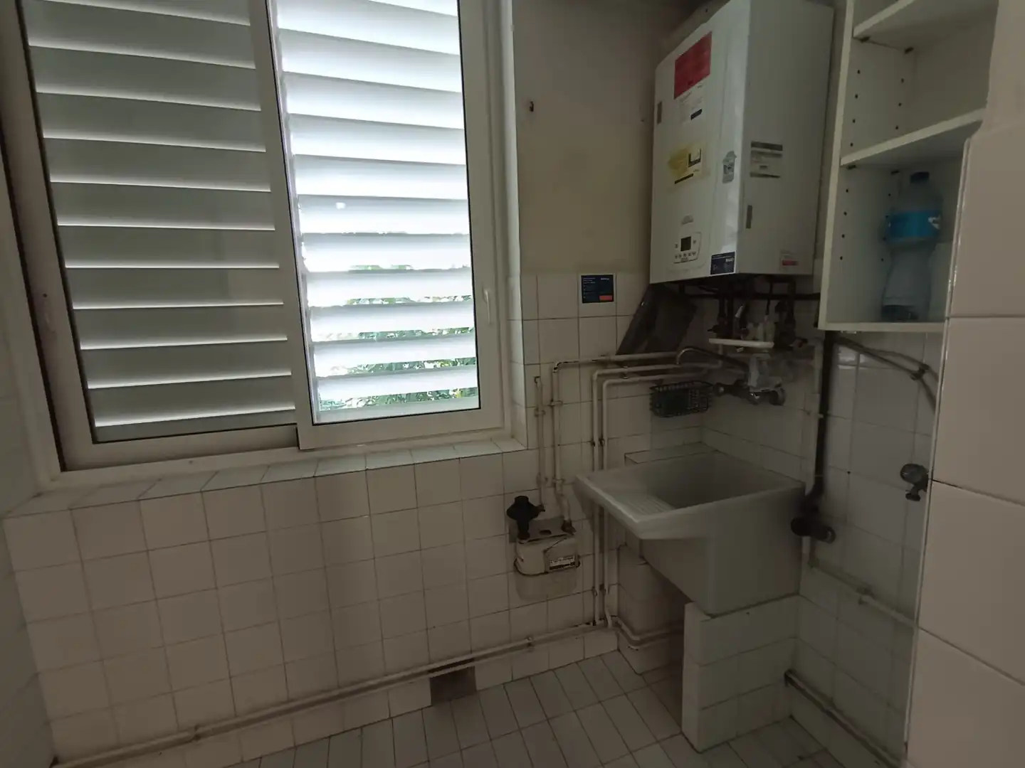 Bathroom of Flat for sale in Bescanó  with Heating and Swimming Pool
