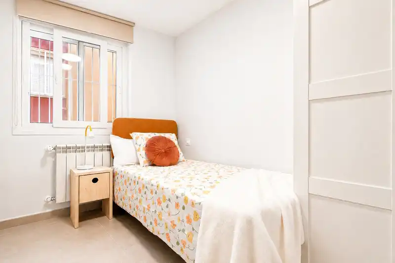 Habitación de Piso de alquiler en Ciudad Lineal