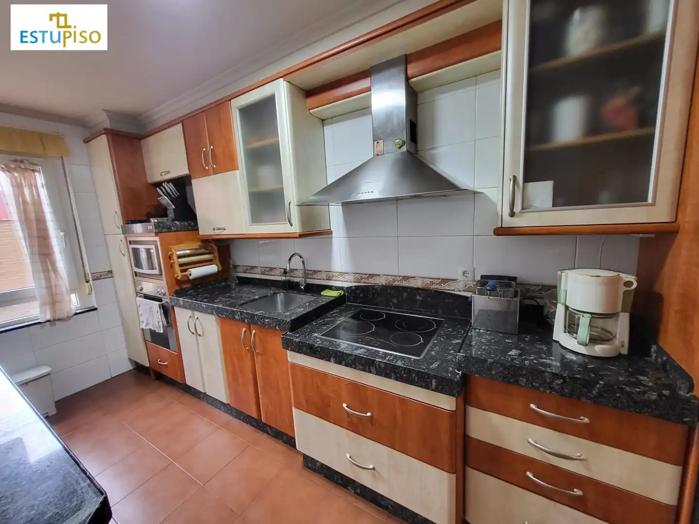Küche von Wohnung zum Verkauf in León Capital  mit Heizung und Möbliert