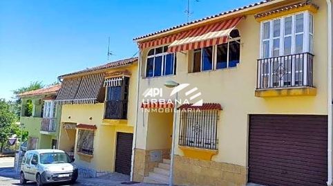 Foto 2 de Casa o xalet en venda a Vicente Aleixandre, Jardin Lucena, Lucena