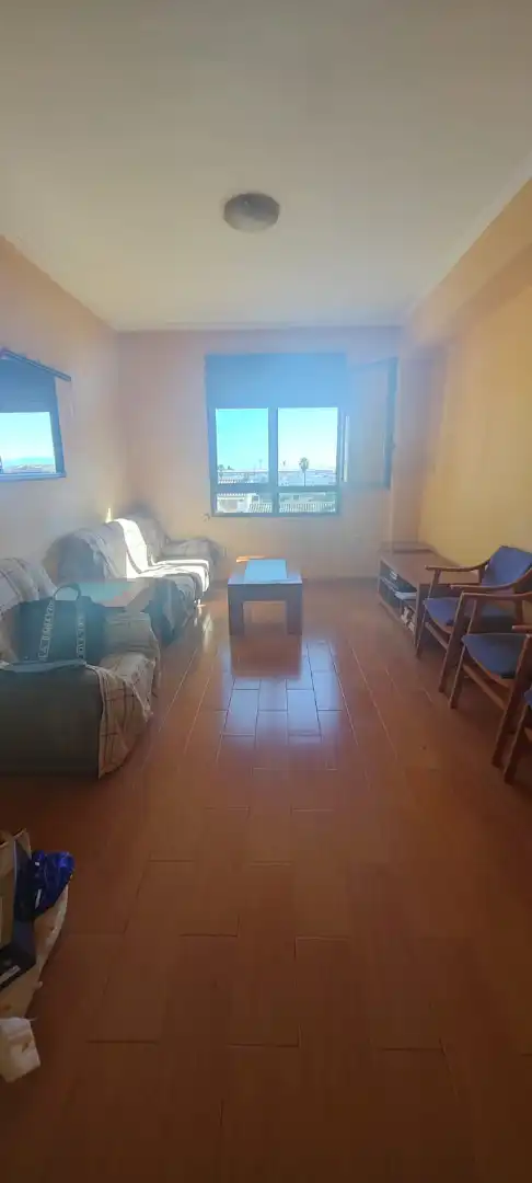 Sala de estar de Piso en venta en Castellón de la Plana / Castelló de la Plana con Trastero y Amueblado