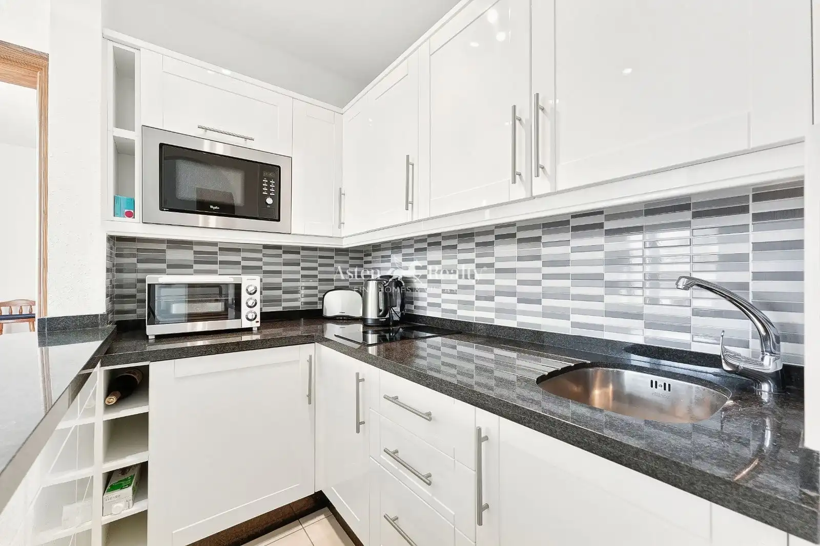 Penthouse with pool for sale in Santiago Puig 2, imagen 8