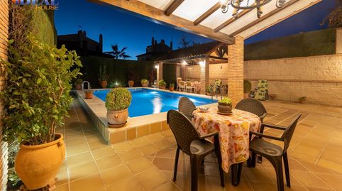 Foto 2 de Casa adosada en venta en Peligros, Granada