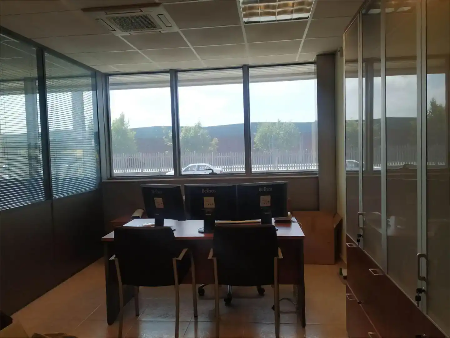 Industrial buildings for rent in Narón