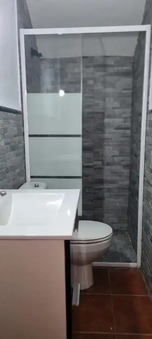 Baño de Casa o chalet para compartir en Nambroca con Parquet, Trastero y Amueblado