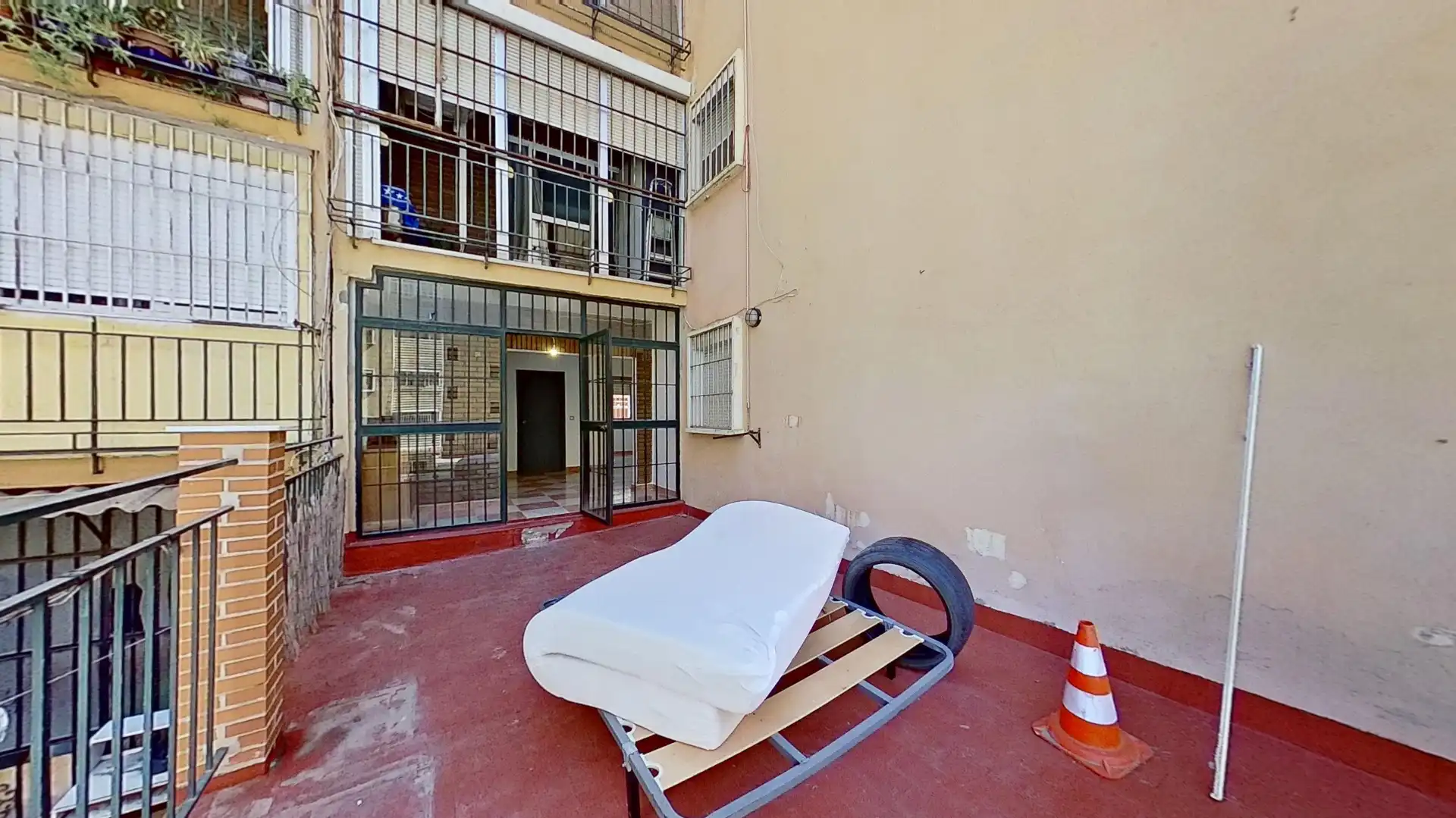 Vista exterior de Piso en venta en Málaga con Terraza