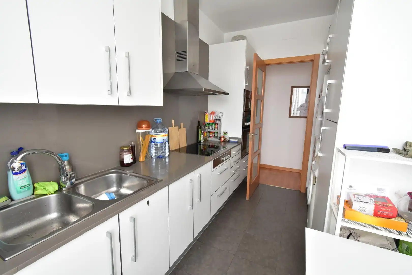 Cocina de Piso en venta en Barcelona con Aire acondicionado y Calefacción