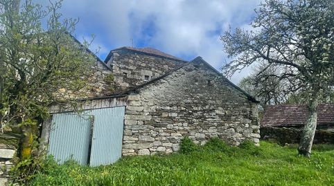 CASA A LA VENTA EN BAXÍN (O Irixo)