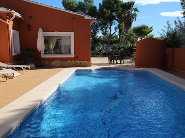 Casa con piscina en venta en Rabasa - Los Ángeles - San Agustín