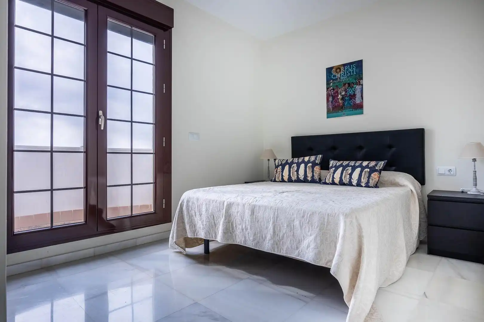 Dormitori de Casa o xalet en venda en Villamanrique de la Condesa amb Aire condicionat, Calefacció i Jardí privat
