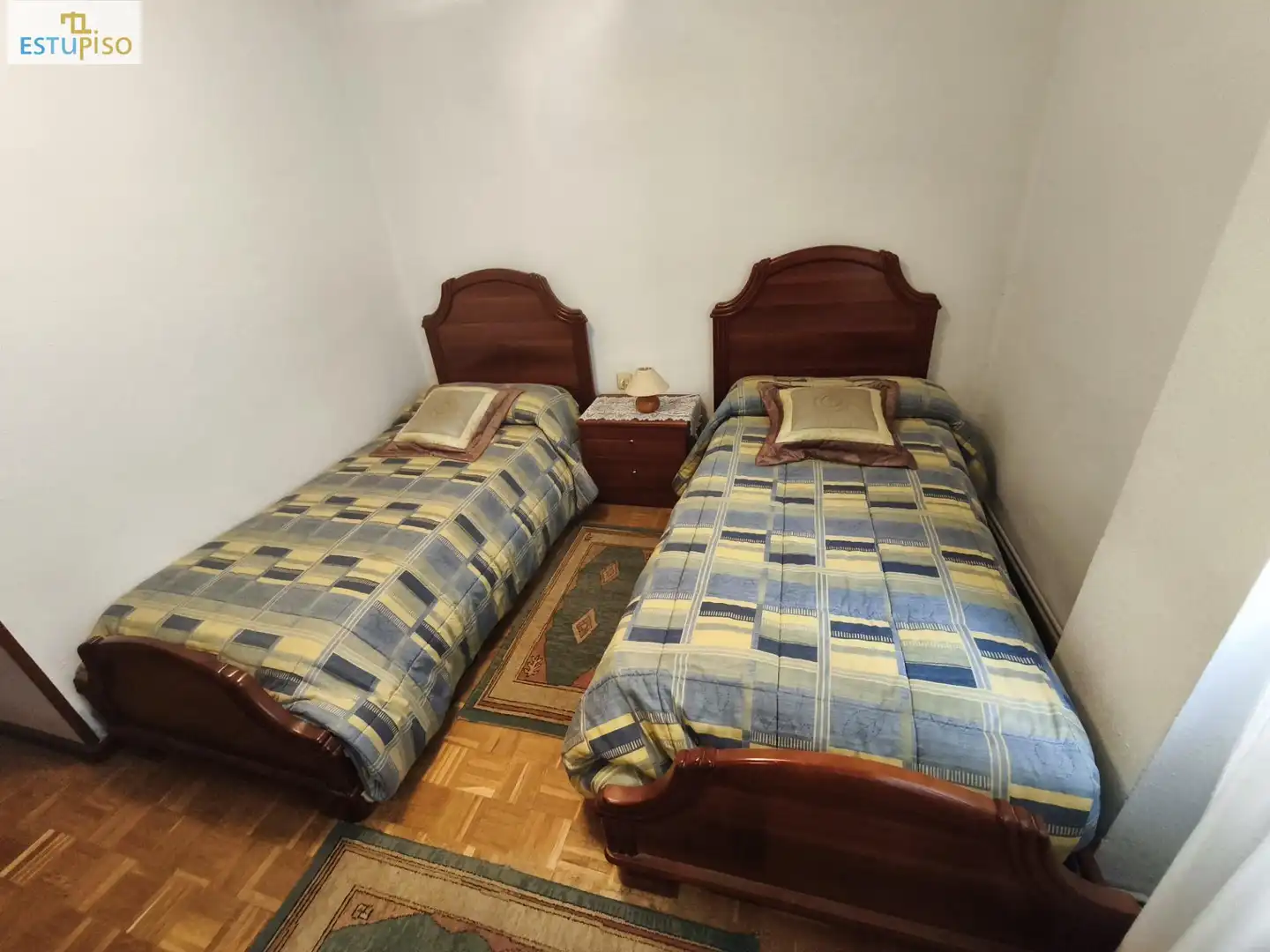 Habitación de Piso en venta en Vitoria - Gasteiz con Calefacción, Parquet y Terraza