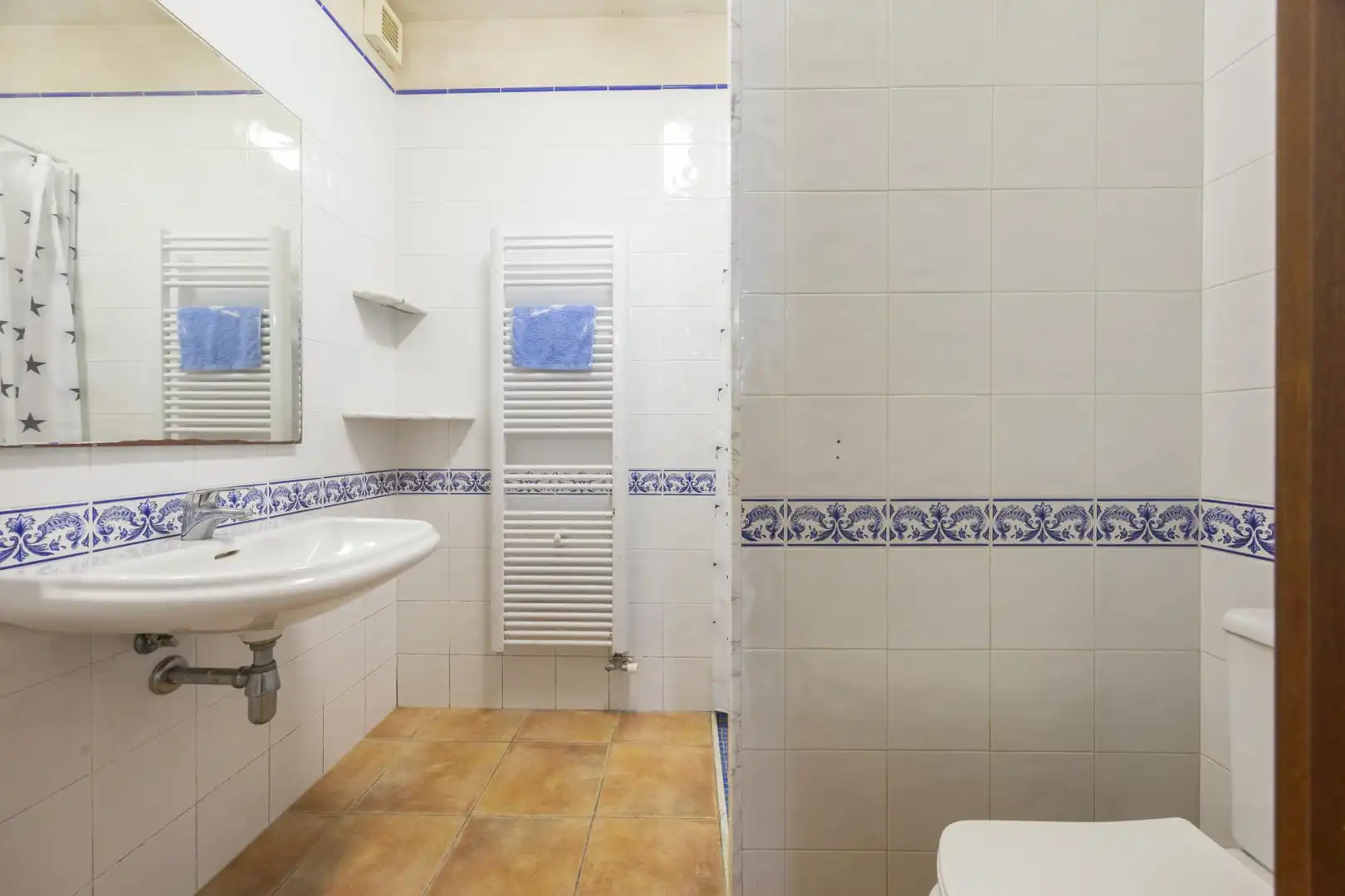 Bany de Casa o xalet en venda en L'Esquirol amb Calefacció, Jardí privat i Terrassa