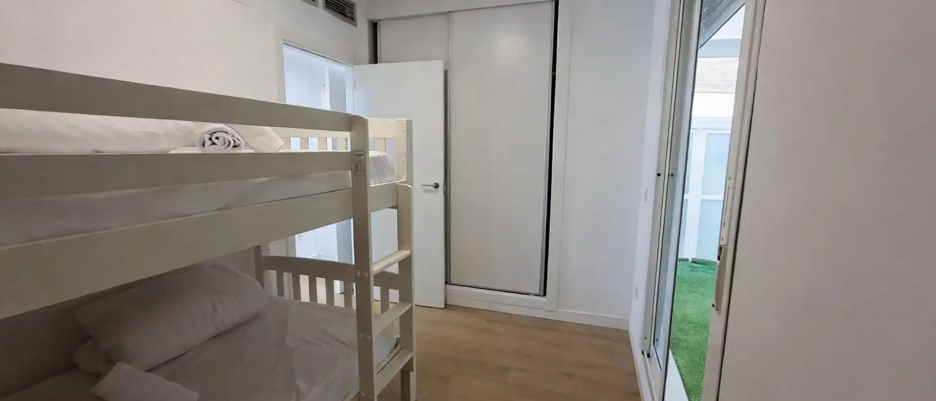 Habitación de Piso en venta en El Campello con Aire acondicionado, Terraza y Amueblado