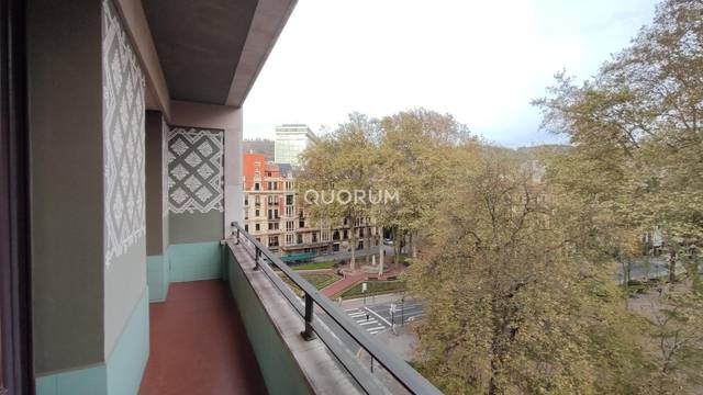 Oficina en Alquiler en Ensanche - Moyua - Diputación