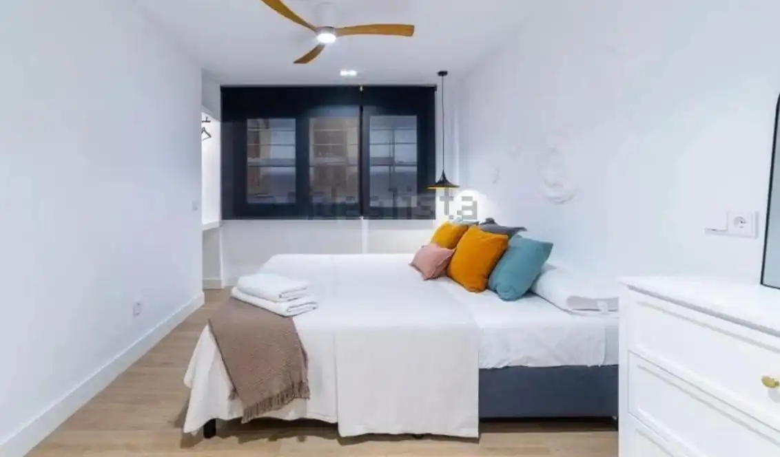 Dormitori de Apartament en venda en Almería