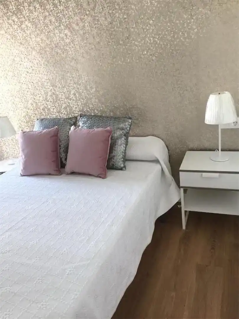 Schlafzimmer von Wohnung zur Miete in Baena mit Klimaanlage und Balkon