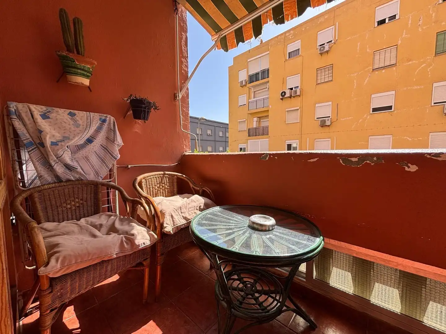 Flat with lift for sale in Ciudad Jardín - Tagarete - El Zapillo, imagen 2