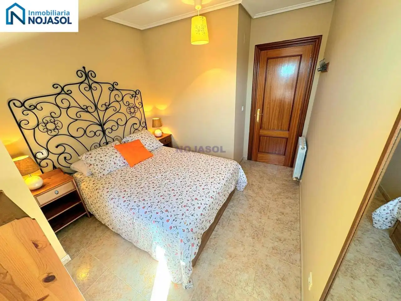 Schlafzimmer von Wohnung zur Miete in Noja mit Heizung, Terrasse und Möbliert