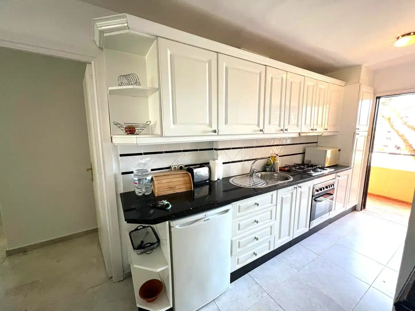 Apartment with pool for sale in Calahonda, imagen 2