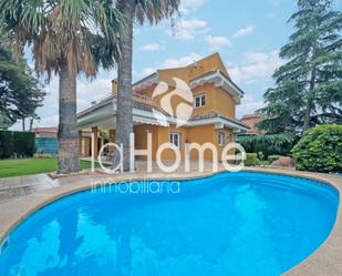 Exterior view of House or chalet to rent in Riba-roja de Túria  with Air Conditioner, Heating and Private garden