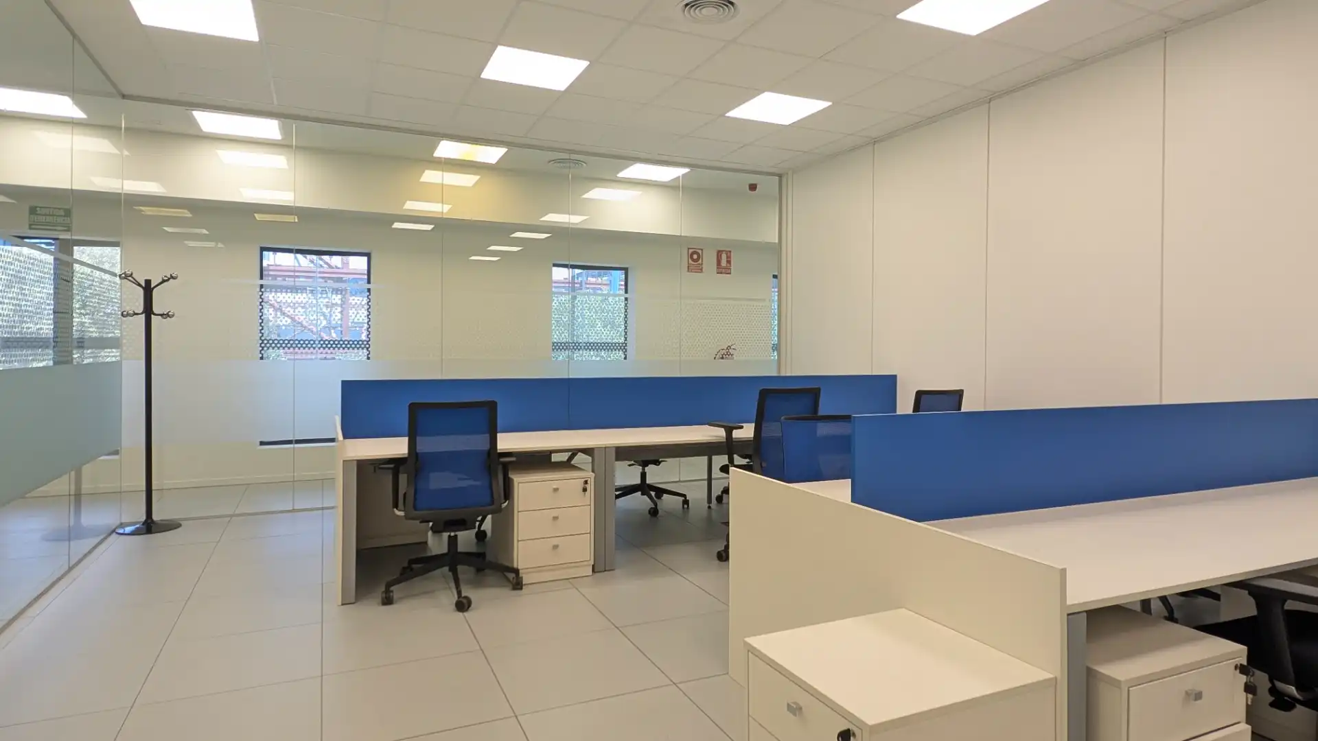 Nau industrial de lloguer en L'Hospitalet de Llobregat amb Calefacció