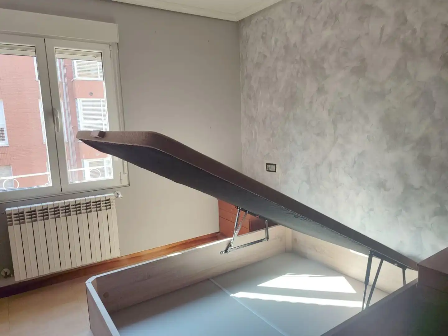 Bedroom of Flat for rent in Oviedo   with Heating and Furnished