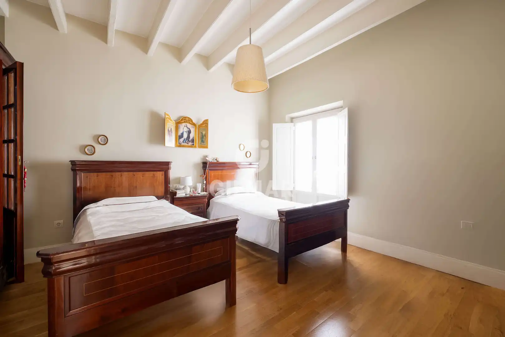 Habitación de Casa o chalet en venta en Sevilla con Calefacción