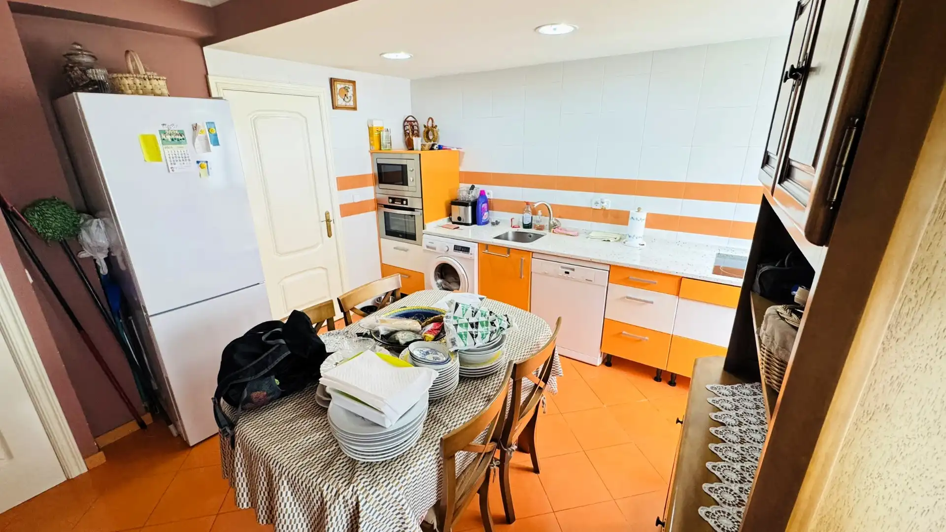 Kitchen of Flat for sale in Parla  with Air Conditioner, Heating and Private garden