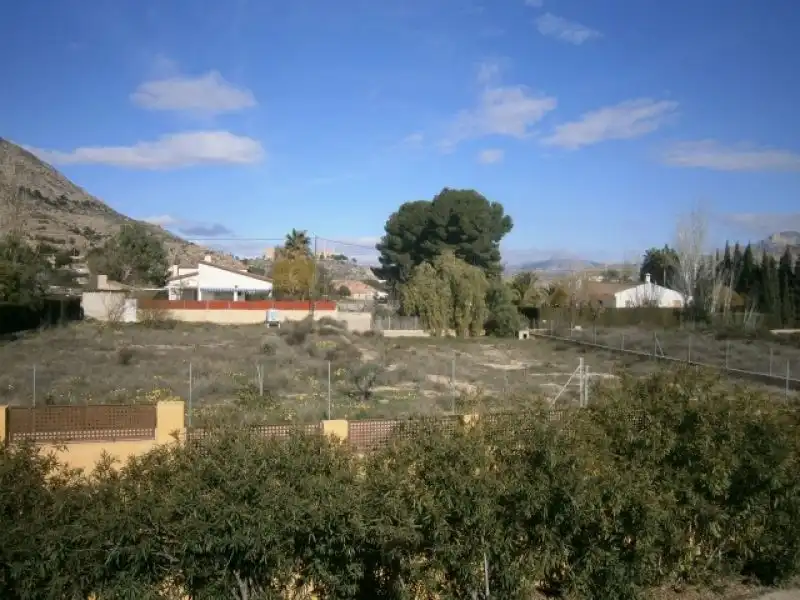 Casa o xalet en venda en Novelda amb Aire condicionat, Calefacció i Jardí privat