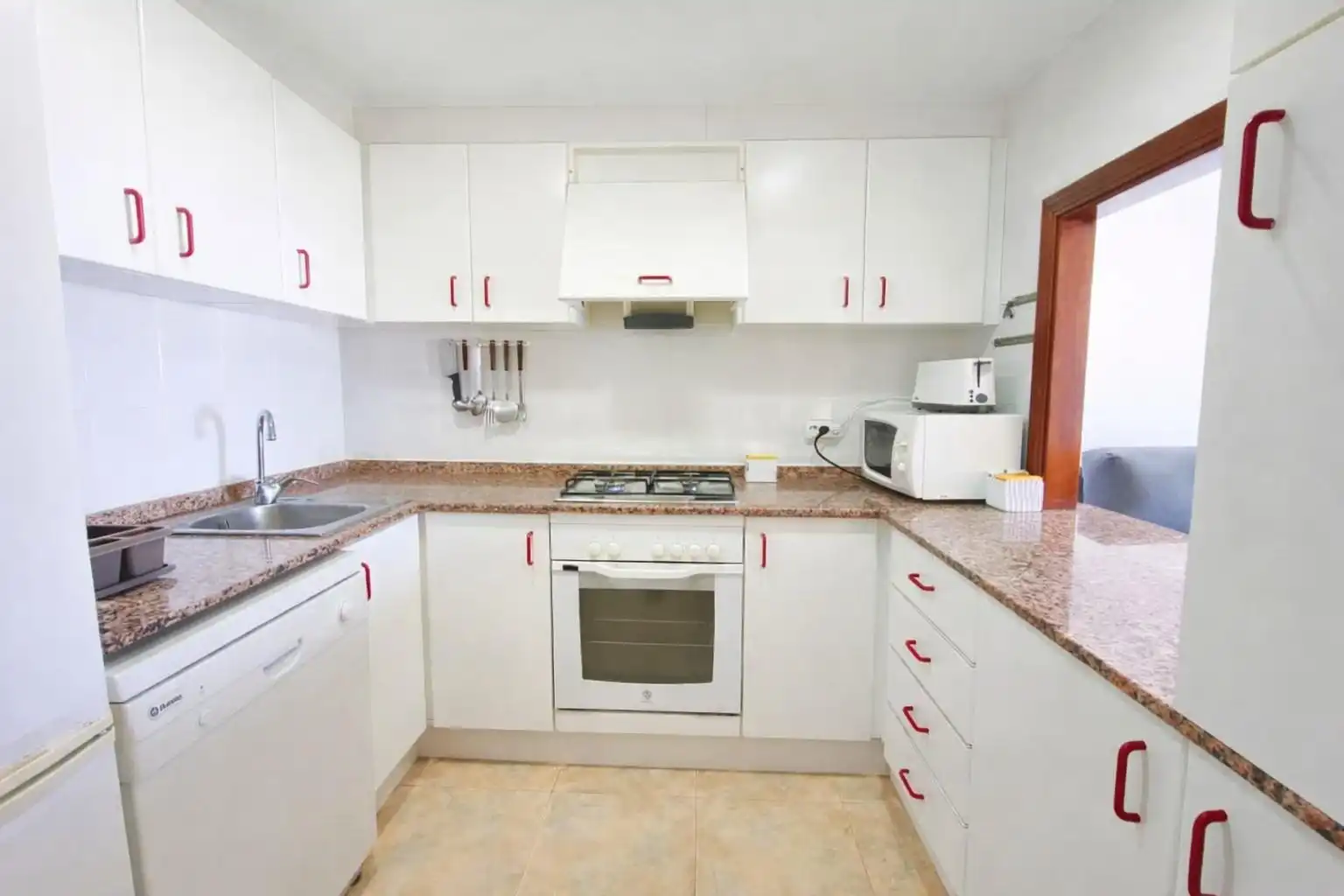 Cocina de Piso en venta en Cullera con Terraza, Amueblado y Piscina comunitaria