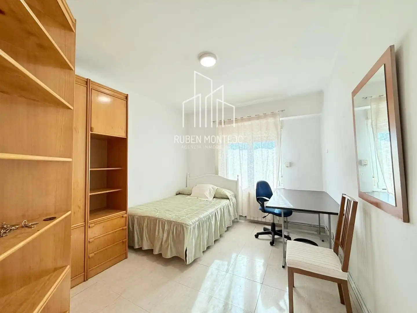 Bedroom of Flat for rent in Salamanca  with Heating, Terrace and Furnished