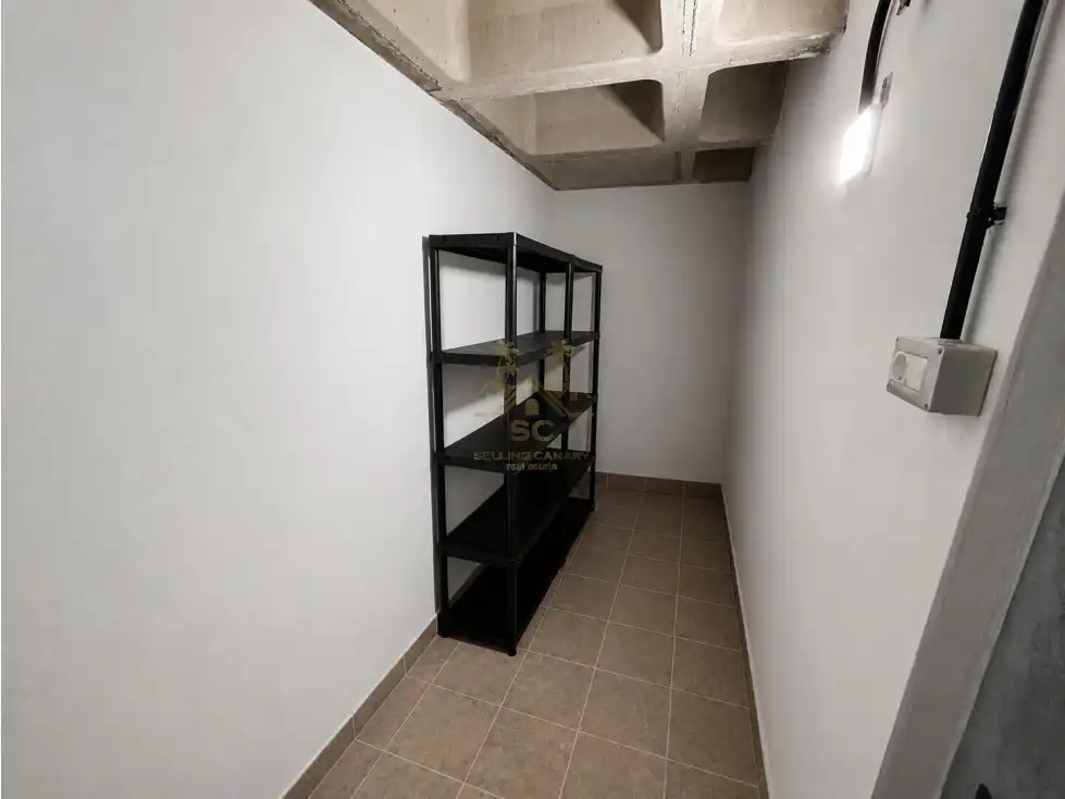Apartamento en venta en San Cristóbal de la Laguna con Terraza y Amueblado