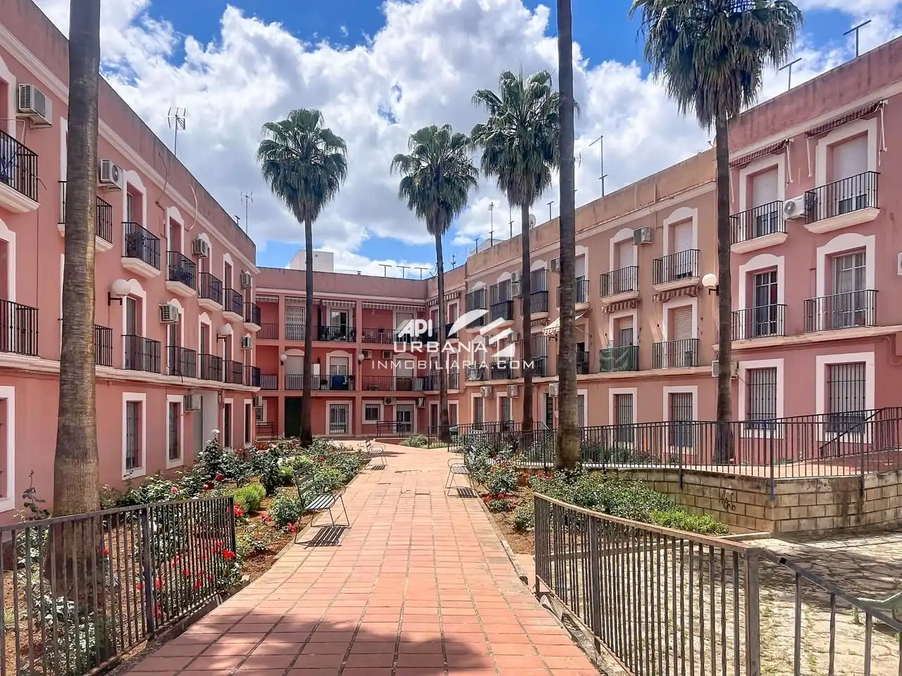 Exterior view of Ground floor for sale in Puente Genil