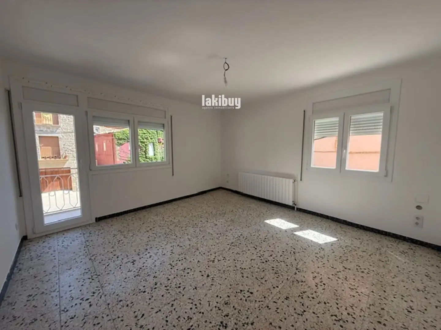 Sala de estar de Piso de alquiler en Preixens con Calefacción