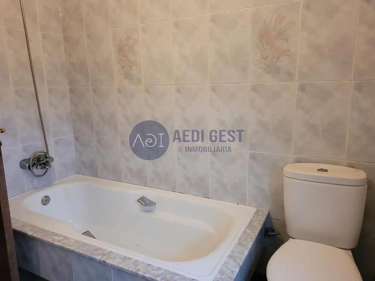 Casa o chalet en venta en Valadares - Beade
