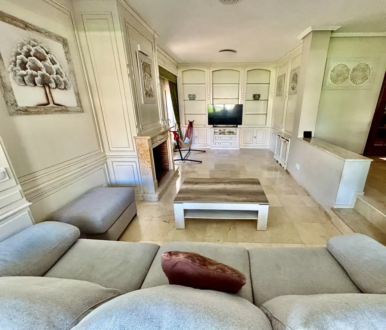 Sala d'estar de Casa o xalet en venda en Alicante / Alacant amb Aire condicionat, Calefacció i Jardí privat