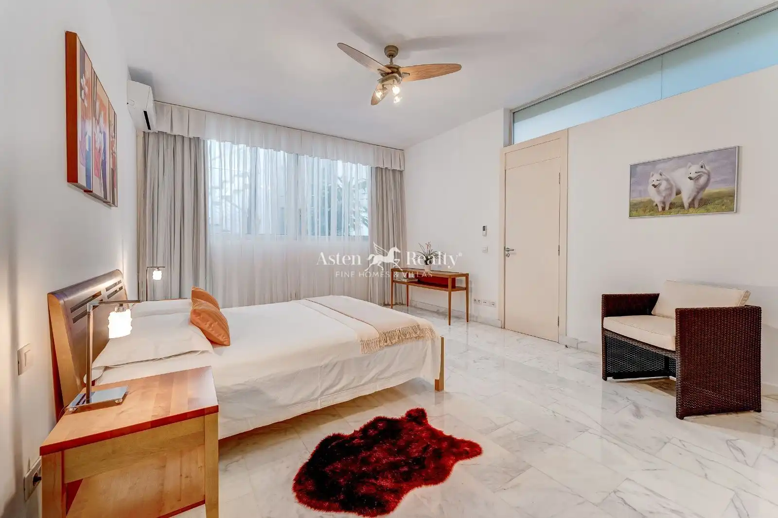 House with pool for sale in Londres, imagen 45
