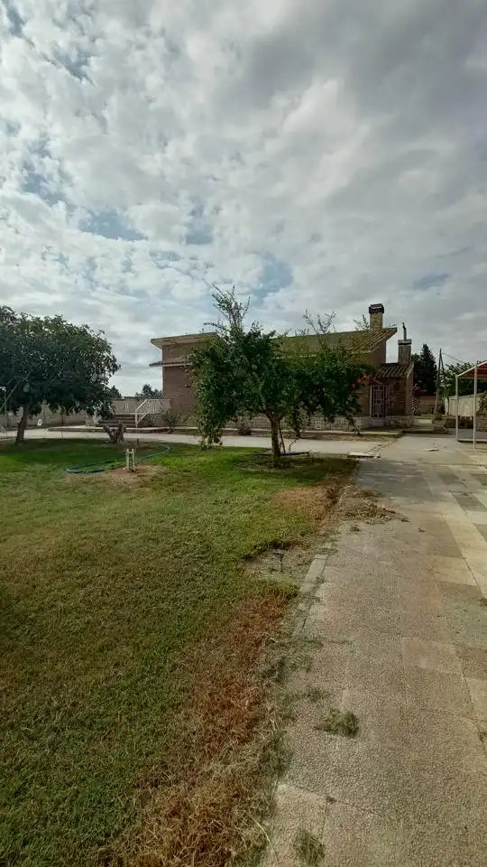 Casa o chalet en venta en Pinseque con Calefacción, Jardín privado y Piscina