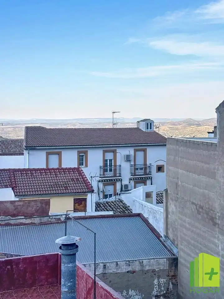 Vista exterior de Casa adosada en venta en Jaén con Aire acondicionado, Terraza y Balcón