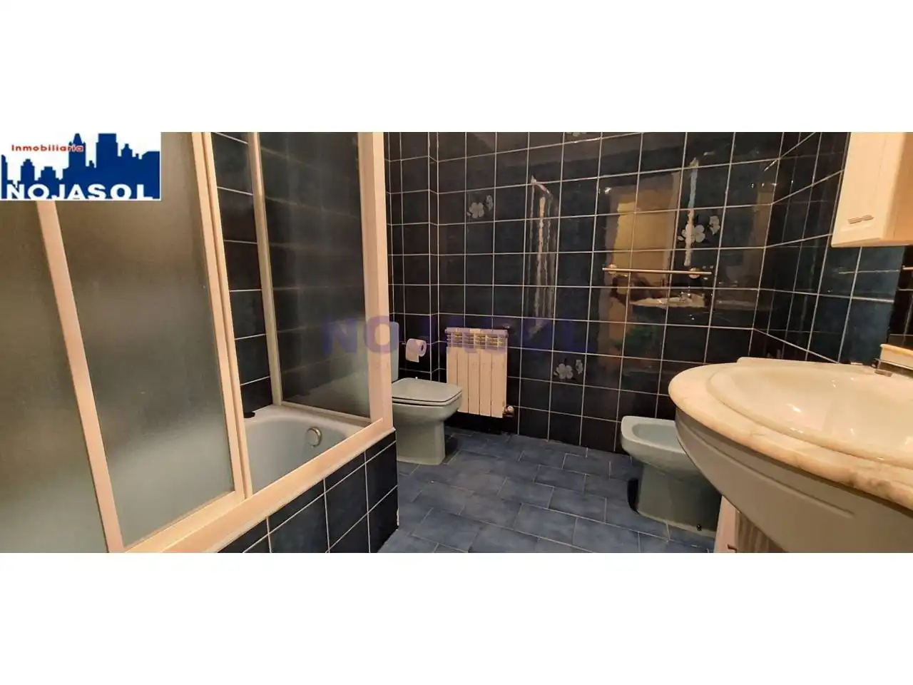 Baño de Piso de alquiler en Noja con Terraza y Amueblado