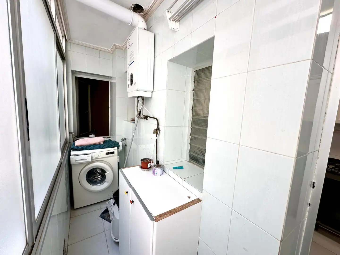 Baño de Apartamento en venta en Alicante / Alacant con Aire acondicionado, Calefacción y Balcón