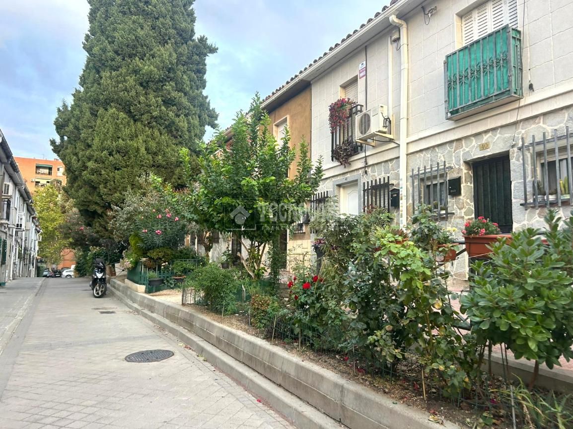 Single-family semi-detached for sale in Simancas, San Blas