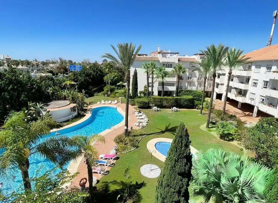Penthouse mit Terrasse zum Verkauf in Nueva Andalucía