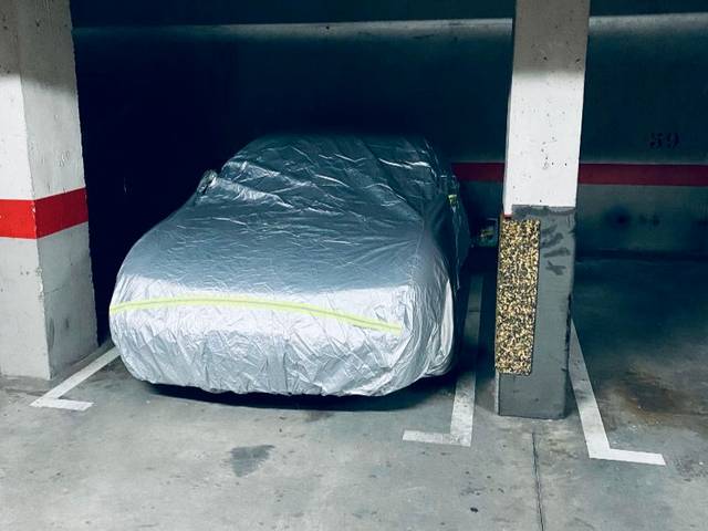 Garaje en Alquiler en Calle de la Diligencia, 6 en Palomeras Bajas