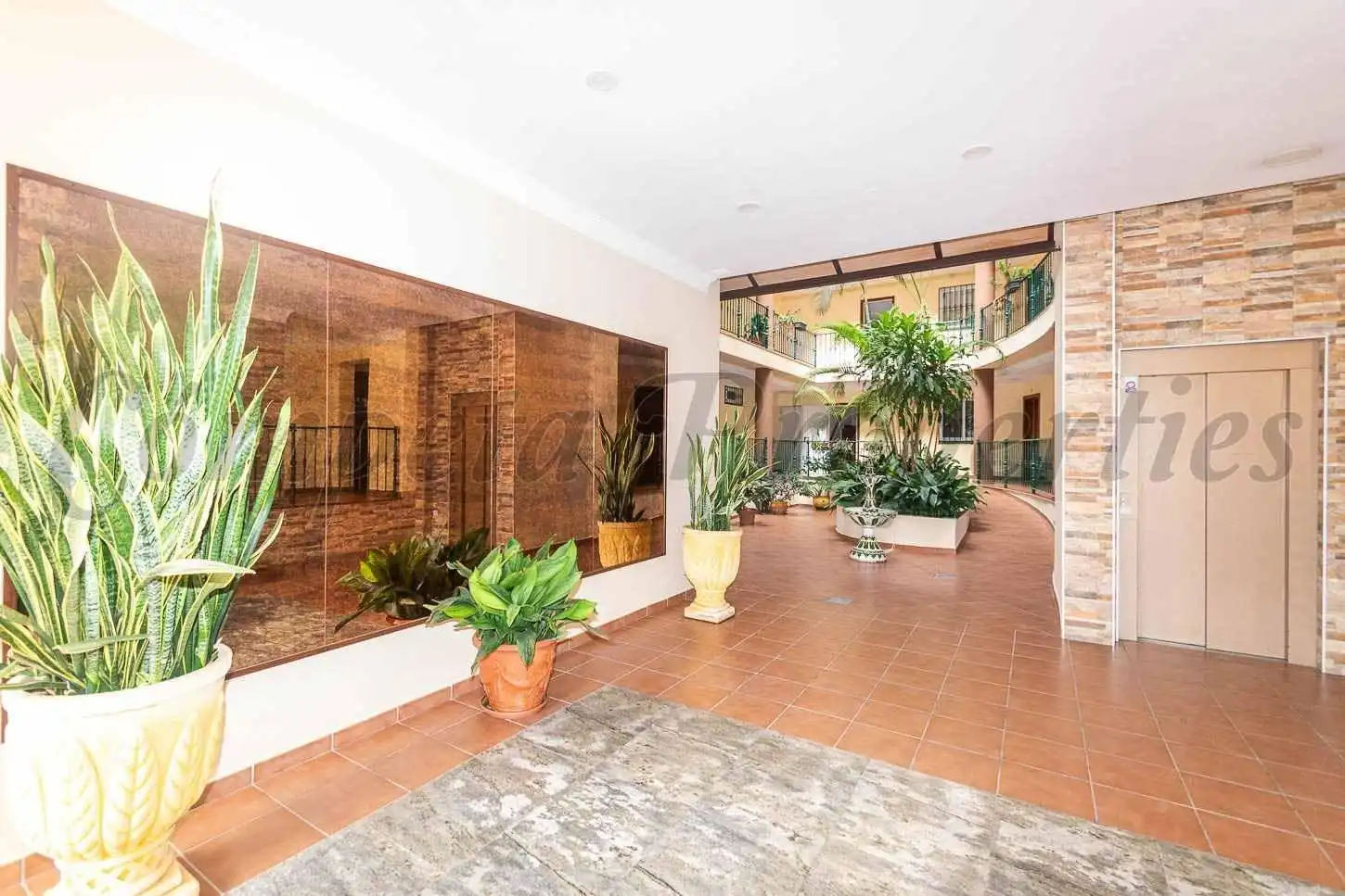 Appartement compact avec terrasse à louer à Urbanización Santa Rosa, imagen 18