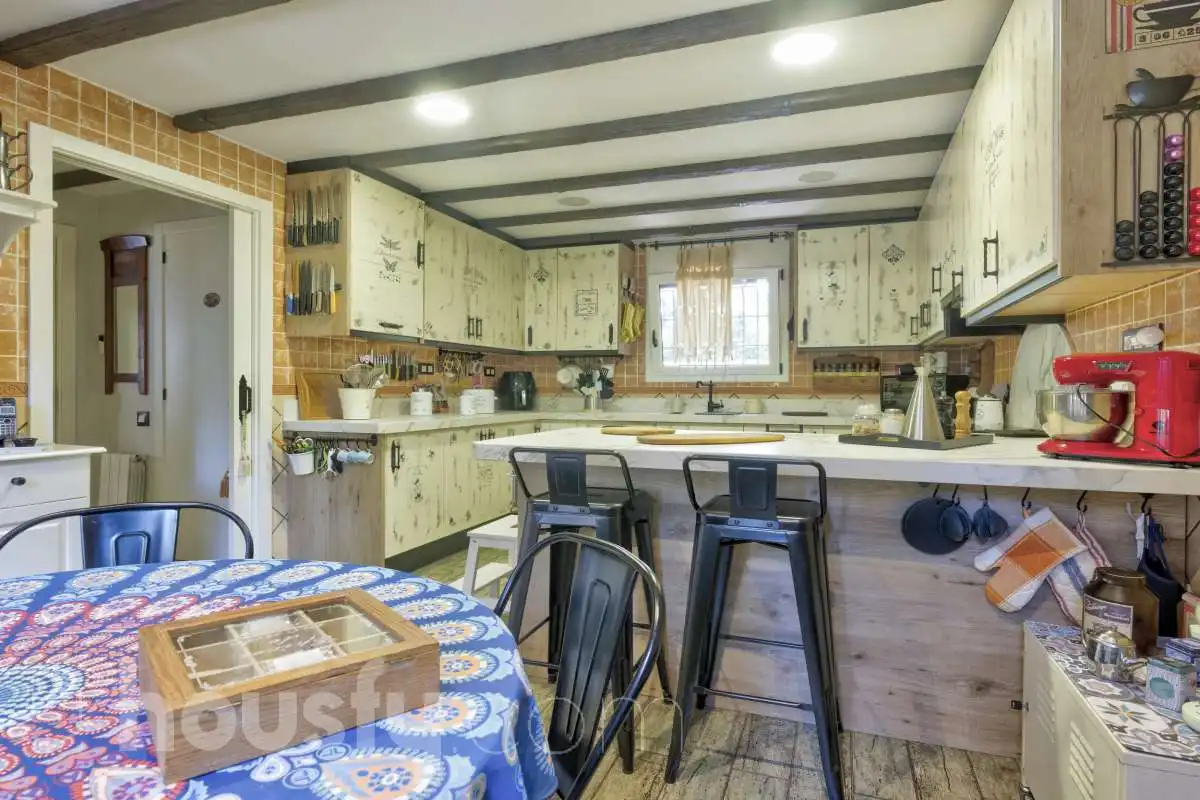 Casa con piscina en venta en Carrer dels Avellaners ., imagen 27