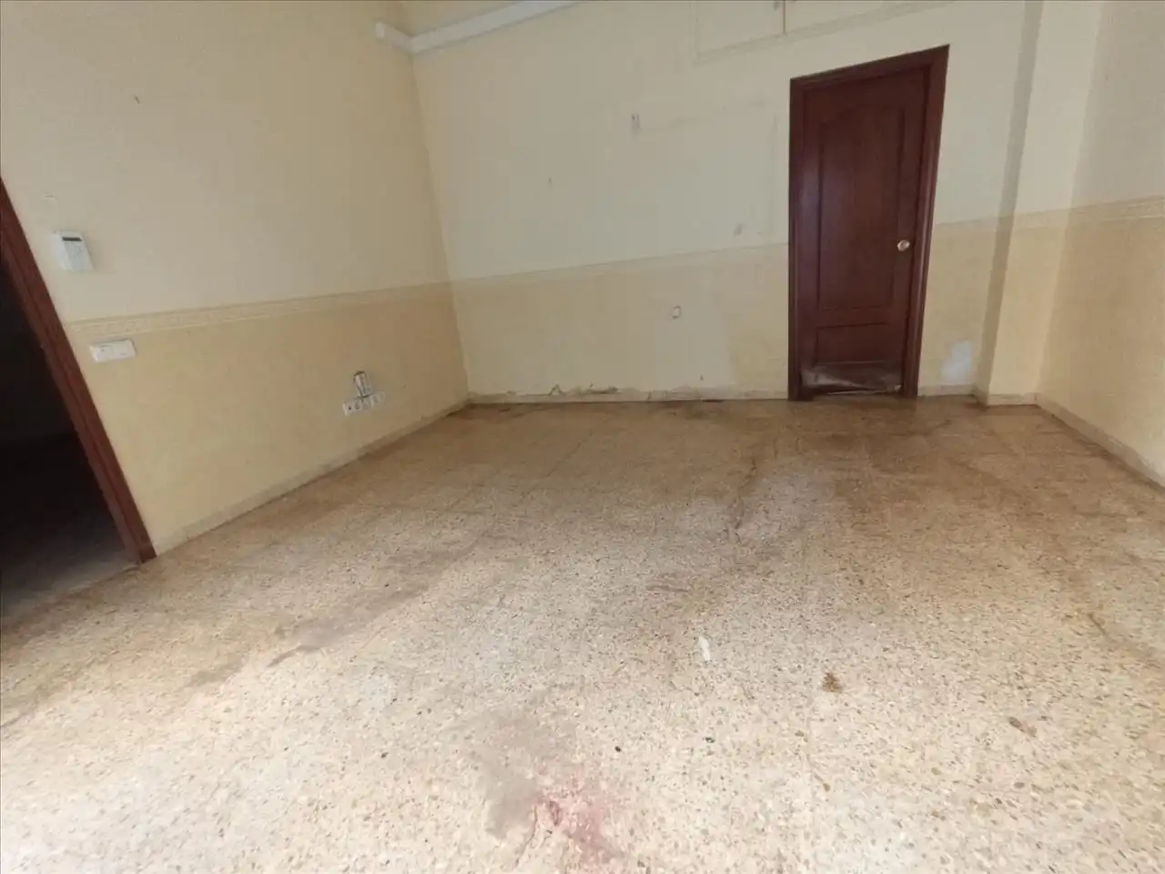 Gewerbefläche zum Verkauf in Carrer de Bernat de Bell-lloc, imagen 3