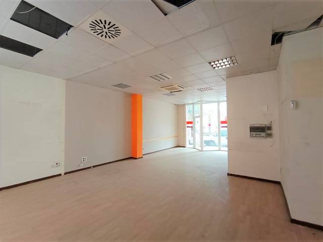Local comercial en Venta en La Granja