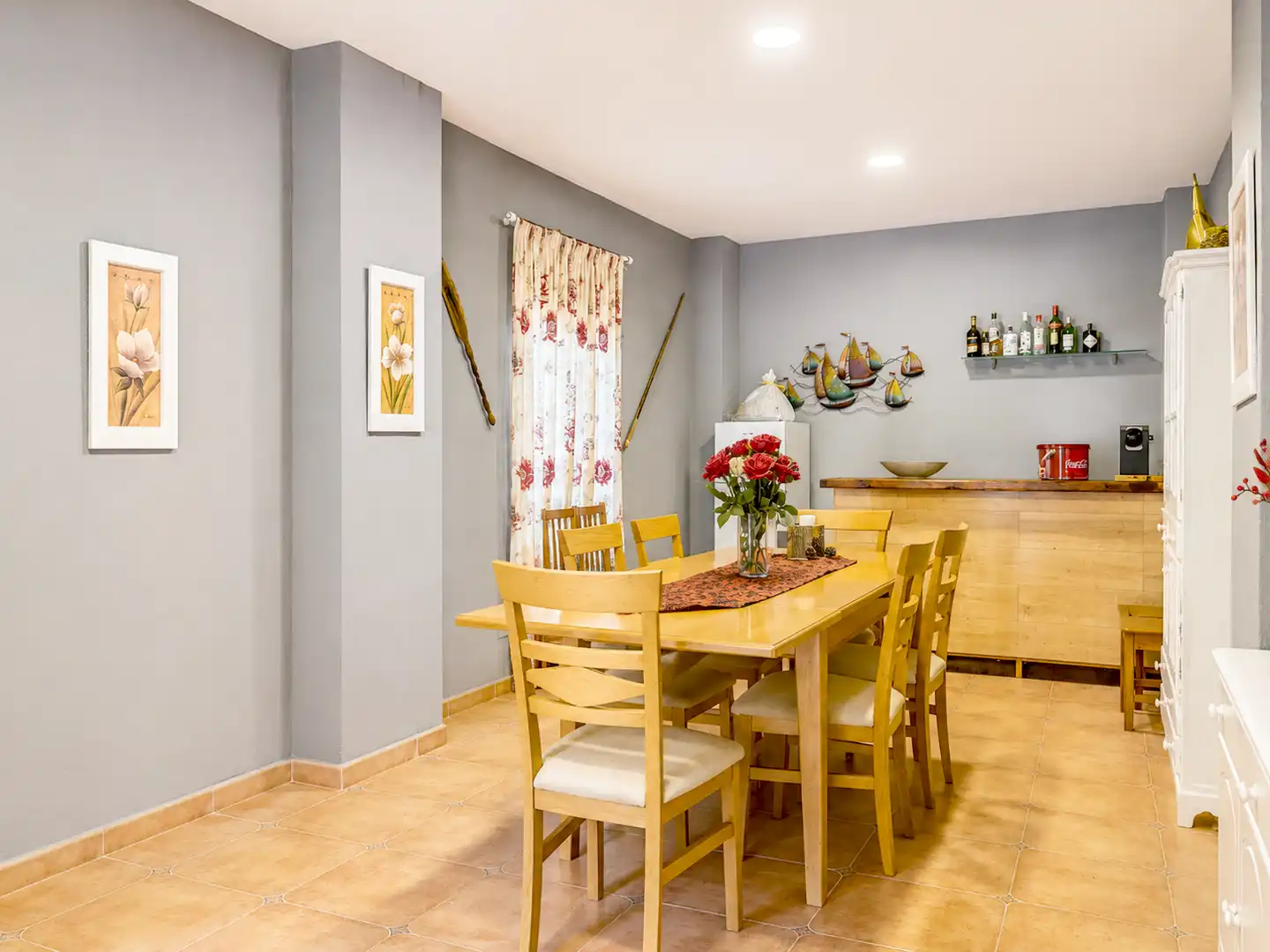 Dining room of Houses for sale in Estepona  with Air Conditioner, Private garden and Terrace